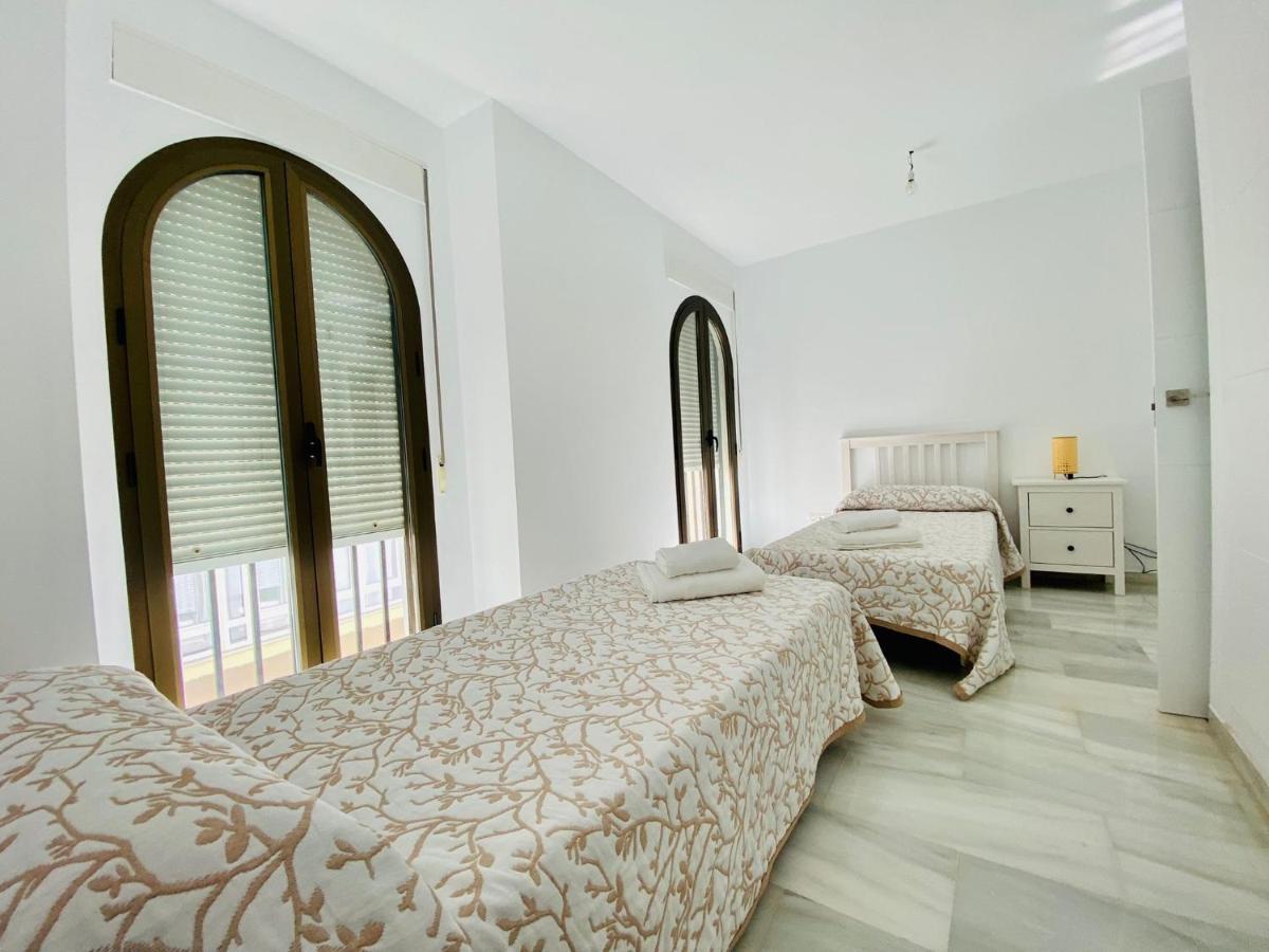 Botanico Playa Y Ascensor Grupo Ac Gestion Apartment Cadiz Bagian luar foto